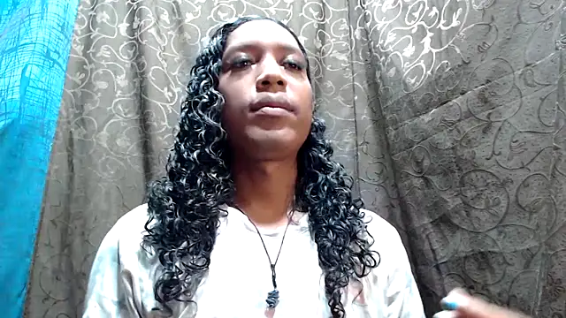 shairaStarr online show from October 2025 01:23:01 PM