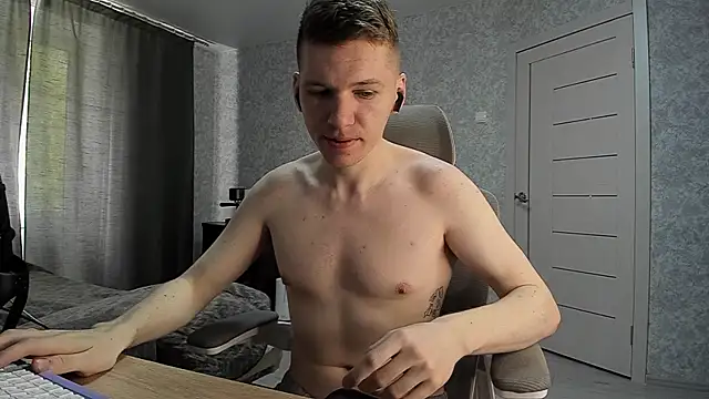 Snapshot of Bananas_dick chatting on April 2026 06:16:02 AM Bananas dick online show from April 2026 06:16:02 AM