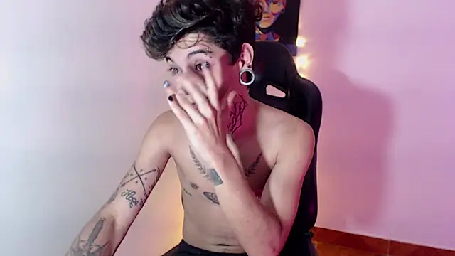 Snapshot of saad_man chatting on December 2024 06:03:02 AM saad man online show from December 2024 06:03:02 AM