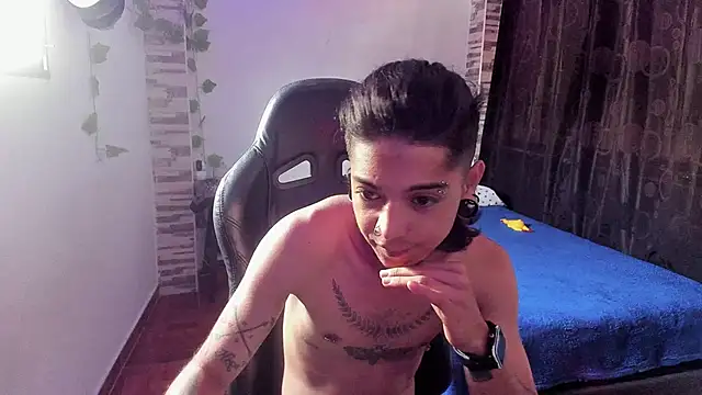 Snapshot of saad_man chatting on September 2025 02:21:01 PM saad man online show from September 2025 02:21:01 PM