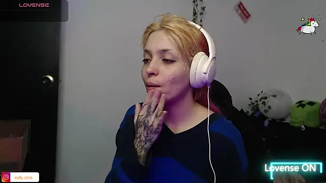 MaryJannes online show from December 2025 03:18:02 PM