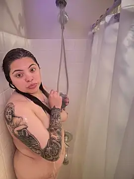 drizzypeach602 online show from February 2025 06:43:02 AM