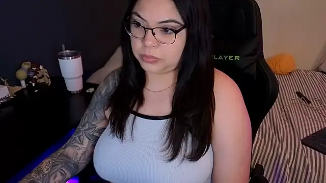 drizzypeach602 online show from March 2026 01:55:01 AM