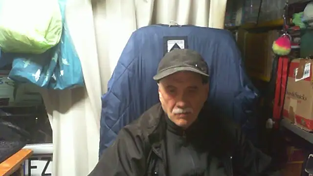 nonnomaturobisex online show from April 2026 05:09:02 PM