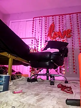 oliviaprettypussy online show from February 2026 07:51:01 AM