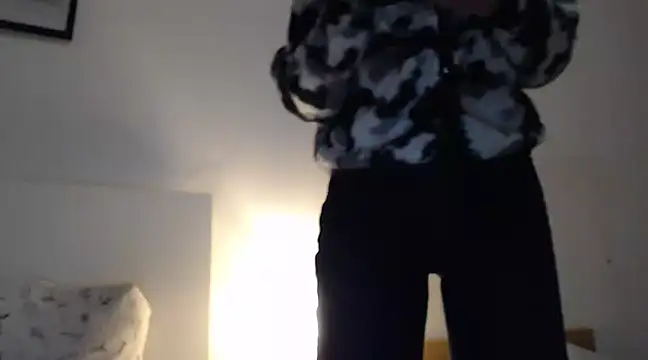 Snapshot of ocean_eyess_ chatting on February 2025 09:47:01 PM ocean eyess online show from February 2025 09:47:01 PM