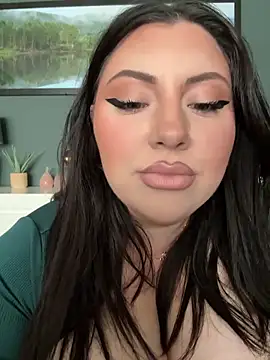 CurvyKimmy1 online show from October 2025 12:45:02 PM