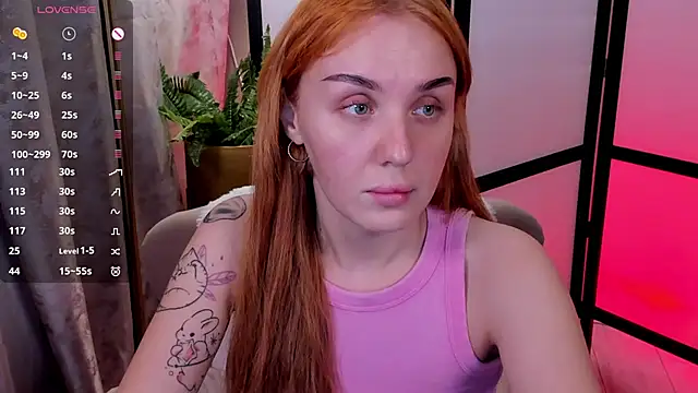 LianaFord online show from November 2025 07:40:01 AM