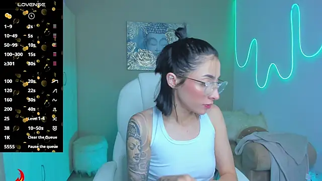 barbie scoth  online show from September 2025 01:44:02 AM