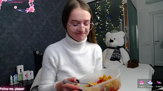 KateJonson online show from November 2025 07:29:02 AM