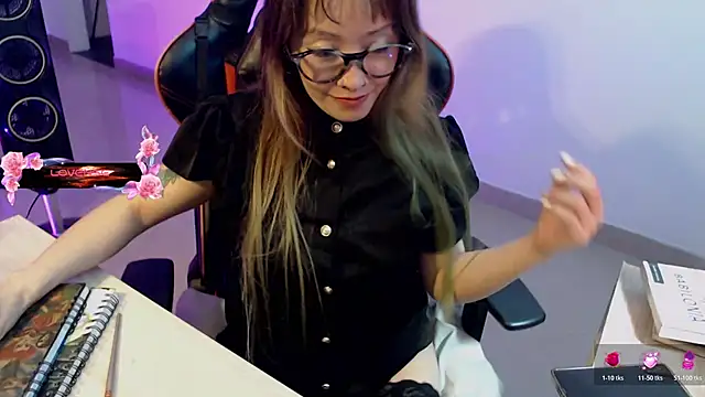Snapshot of pink-2022 chatting on May 2026 07:45:01 PM pink-2022 online show from May 2026 07:45:01 PM