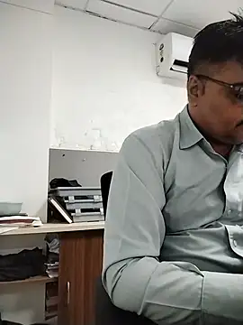 Desi Londa 143 online show from July 2026 06:08:02 AM