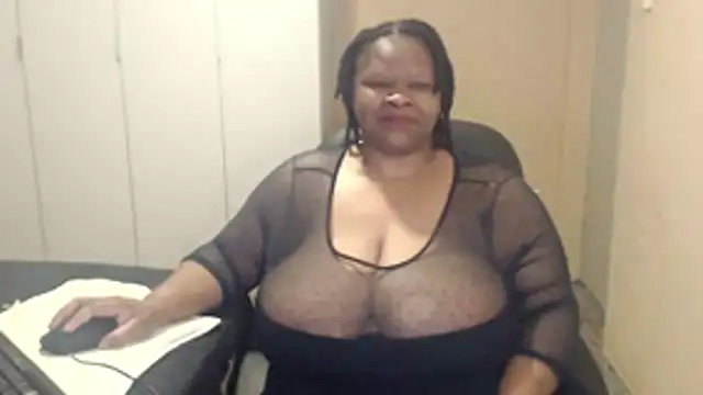 sweetnoziexx online show from October 2025 05:11:02 AM