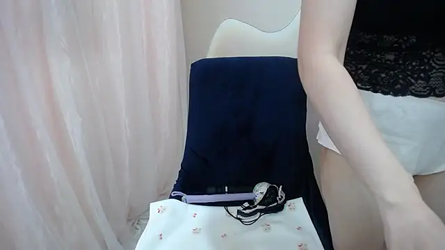 Leiershery online show from October 2025 12:22:02 AM