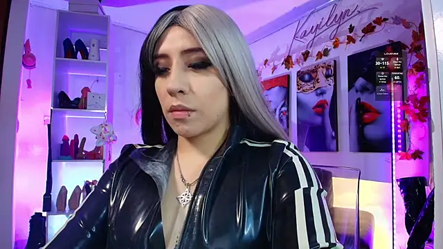 kayilyn online show from April 2026 12:02:01 PM