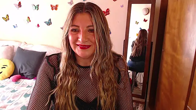 Jolie-Mature online show from December 2024 08:04:01 PM