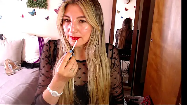 Jolie-Mature online show from June 2026 09:17:02 PM