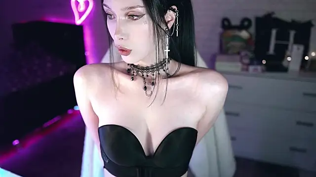  Uindi  online show from December 2024 04:09:01 PM