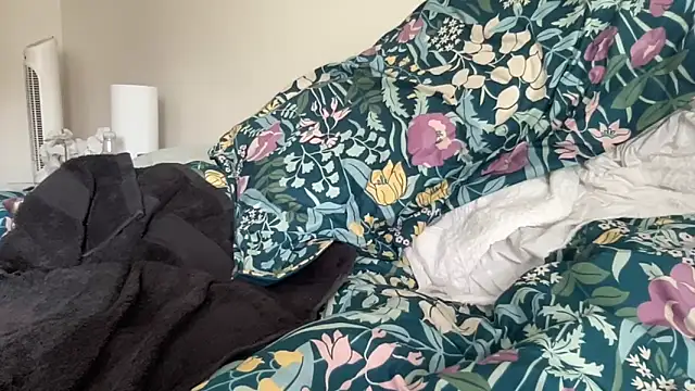 waveonce- online show from April 2026 01:47:02 PM