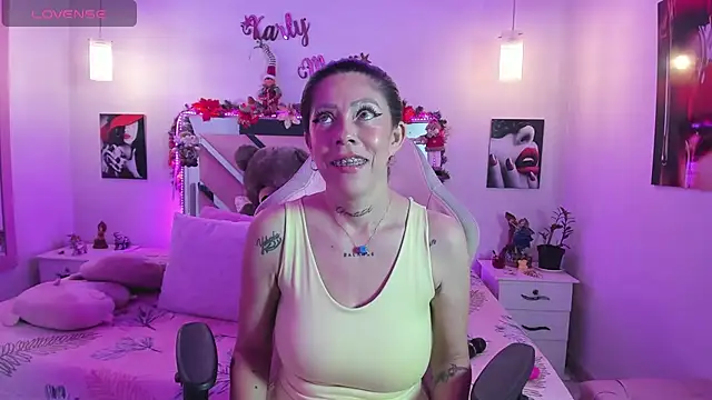 Karly moon online show from November 2025 10:47:02 PM