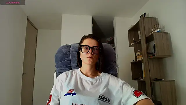 Arya starrk online show from November 2025 02:01:01 PM