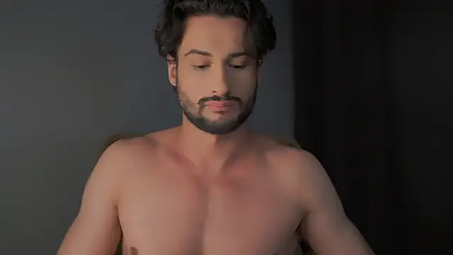 Keen   Luckystrike online show from December 2024 06:15:02 PM