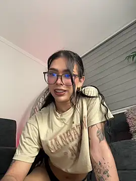 Samantha Bernardo online show from June 2026 05:08:01 AM