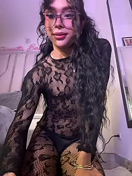 Samantha Bernardo online show from June 2026 05:20:02 AM