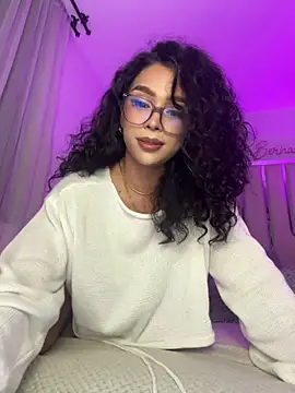 Samantha Bernardo online show from July 2026 04:25:01 AM