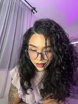 Samantha Bernardo online show from July 2026 11:40:01 PM