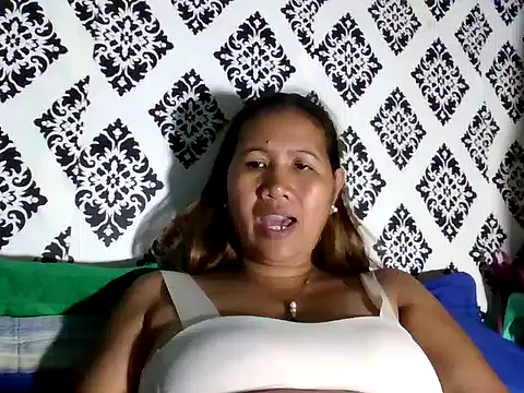 sweet smile4u online show from March 2026 02:28:02 AM