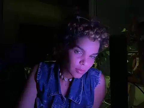Ambar    online show from October 2025 09:43:02 AM