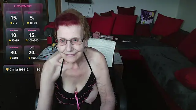Snapshot of HeisseomaOriginal chatting on January 2025 11:32:02 AM HeisseomaOriginal online show from January 2025 11:32:02 AM