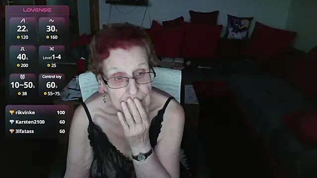 Snapshot of HeisseomaOriginal chatting on January 2025 03:08:02 PM HeisseomaOriginal online show from January 2025 03:08:02 PM