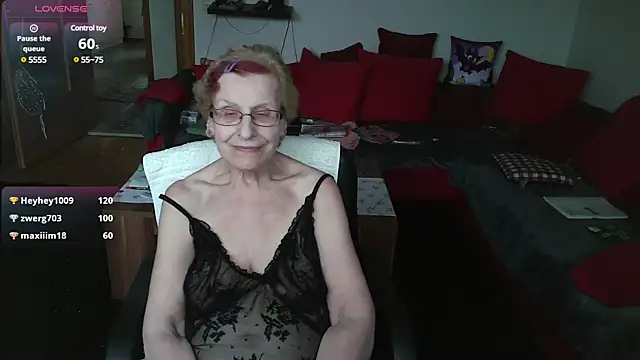 Snapshot of HeisseomaOriginal chatting on February 2025 02:33:01 PM HeisseomaOriginal online show from February 2025 02:33:01 PM