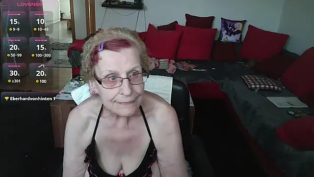 Snapshot of HeisseomaOriginal chatting on February 2025 03:04:02 PM HeisseomaOriginal online show from February 2025 03:04:02 PM