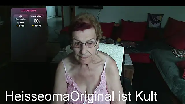 HeisseomaOriginal online show from June 2026 07:11:02 AM