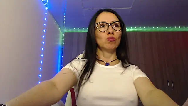 Snapshot of Selene93 chatting on March 2025 05:08:02 PM Selene93 online show from March 2025 05:08:02 PM