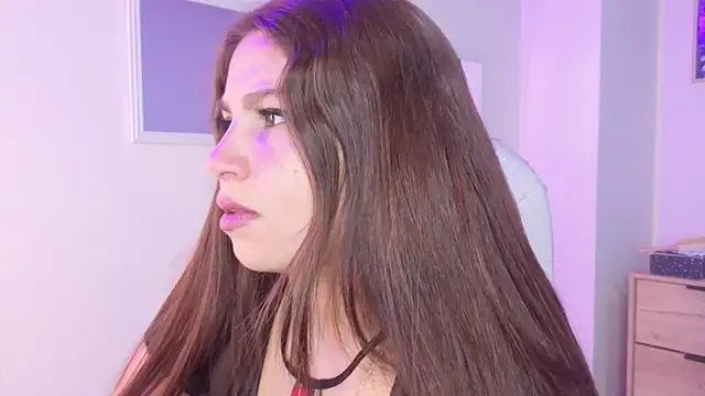 bluee hazell online show from November 2025 11:31:01 AM