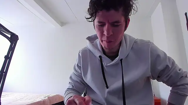 Headhunterdz online show from April 2026 07:43:01 PM