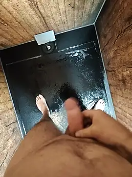 Snapshot of Andy7430 chatting on January 2025 09:08:01 AM Andy7430 online show from January 2025 09:08:01 AM