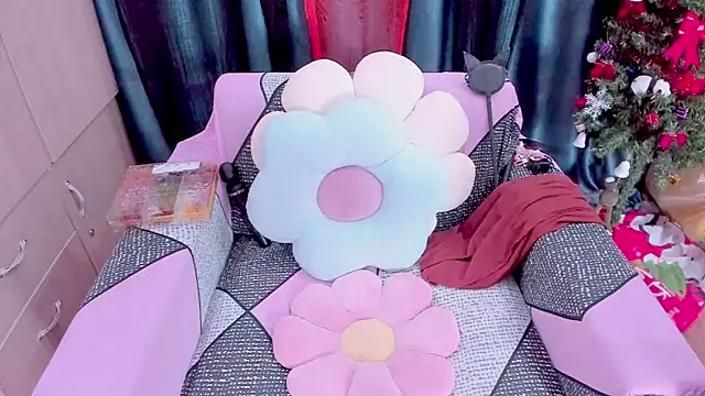 Snapshot of _BABBE_Hii chatting on January 2025 12:20:01 AM BABBE Hii online show from January 2025 12:20:01 AM