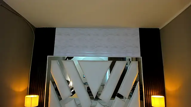 Linda4Petite online show from February 2026 05:51:01 PM