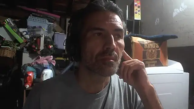 Snapshot of Anarchy_Burger chatting on May 2026 04:01:02 PM Anarchy Burger online show from May 2026 04:01:02 PM
