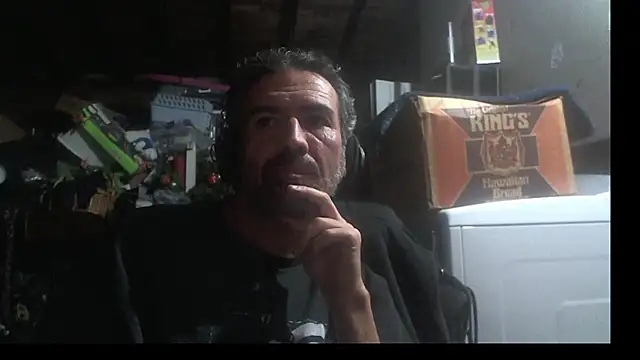 Snapshot of Anarchy_Burger chatting on June 2026 03:11:01 AM Anarchy Burger online show from June 2026 03:11:01 AM