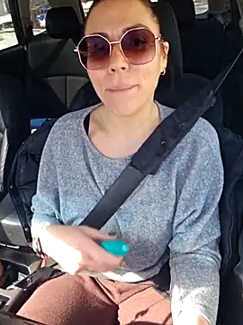 Ellie-L-Elizabeth online show from March 2026 05:49:01 PM