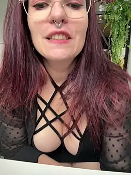 LunaMoongirl online show from December 2024 12:43:02 PM