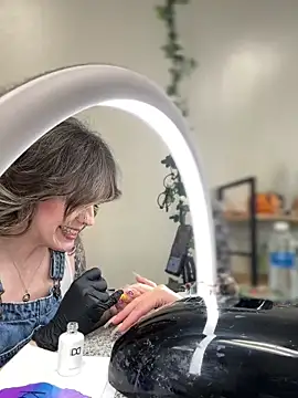 annablisss online show from March 2025 05:13:02 PM