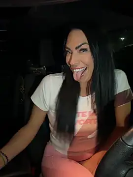Snapshot of annablisss chatting on June 2026 03:30:02 AM annablisss online show from June 2026 03:30:02 AM