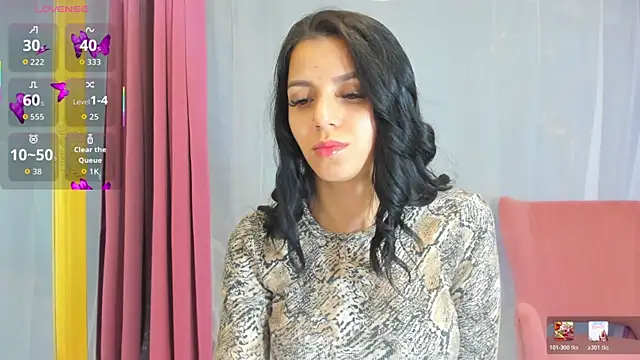 Sarabecker online show from December 2025 07:37:01 AM